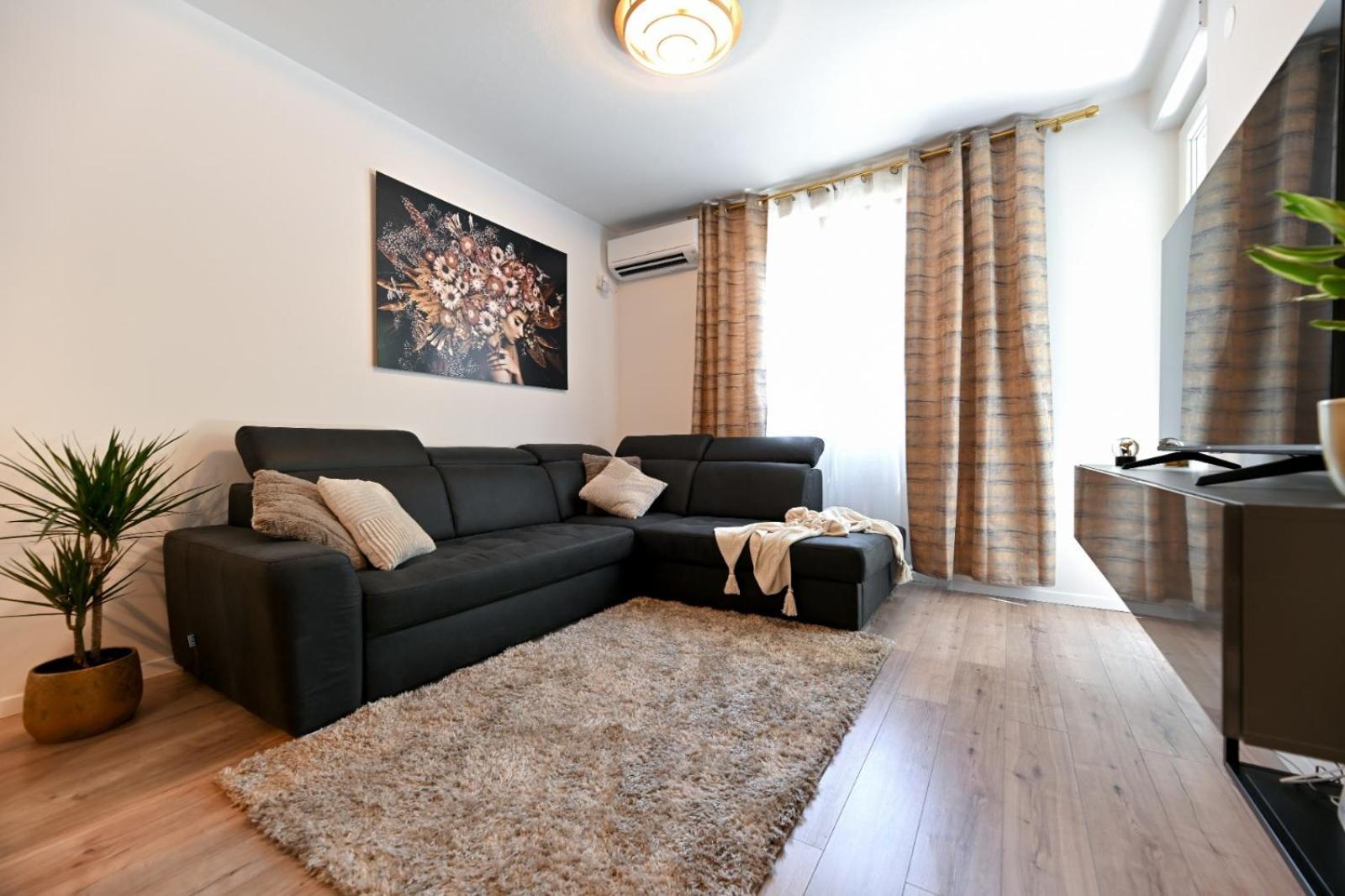 Newly Renovated Apartment Luce Ζαντάρ Εξωτερικό φωτογραφία